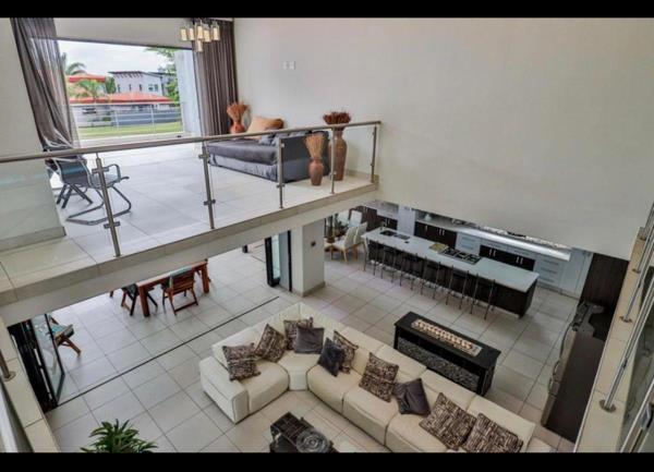 6 Bedroom House