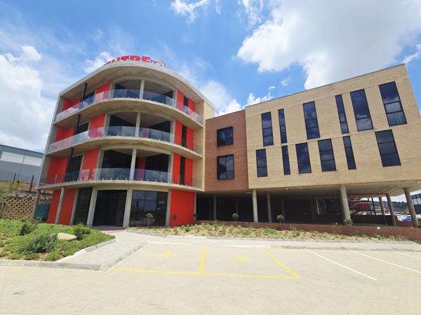 2 430  m² Commercial space