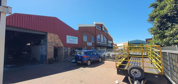 320  m² Industrial space