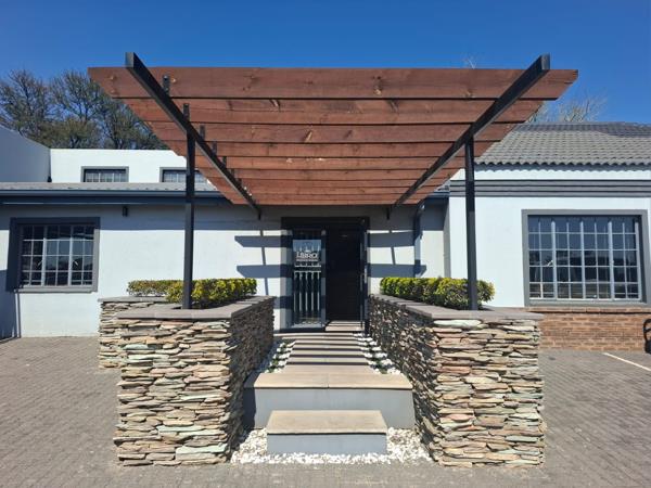 282  m² Office Space