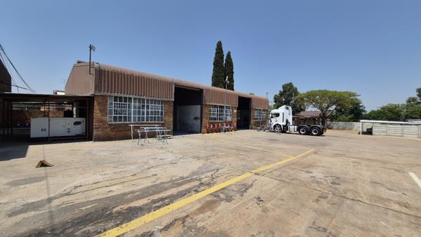 653  m² Industrial space