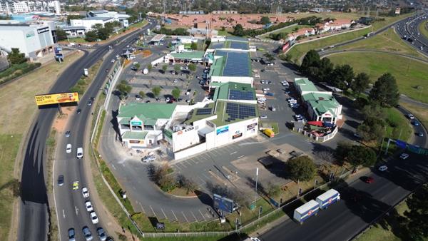 1 618  m² Industrial space