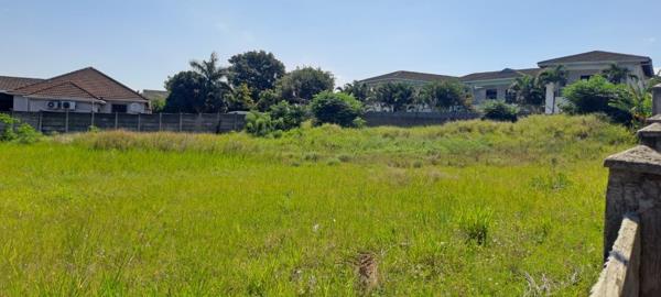 1 248 m² Land