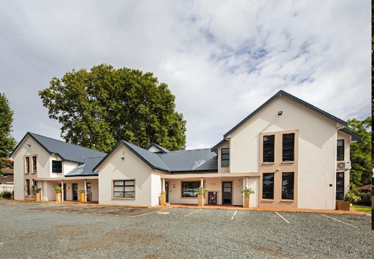 133  m² Commercial space