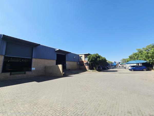 2 700 m² Industrial space