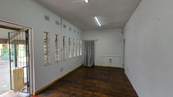 84  m² Retail Space