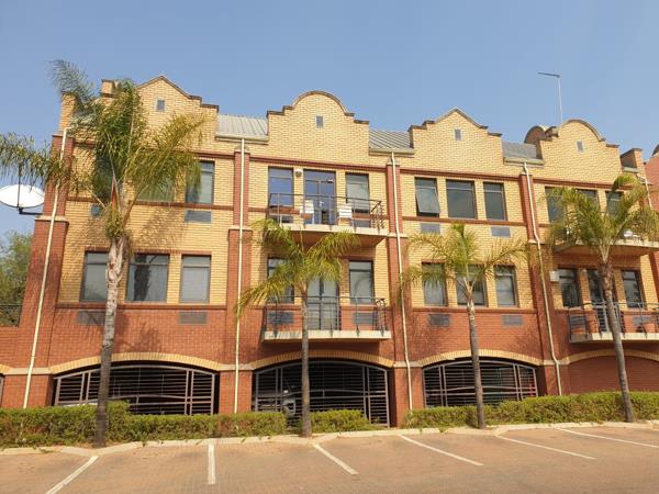 130  m² Commercial space