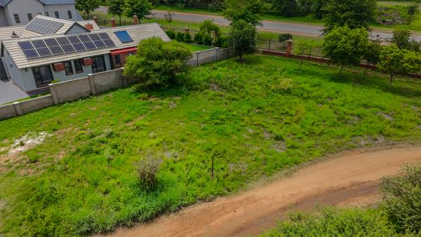 807 m² Land