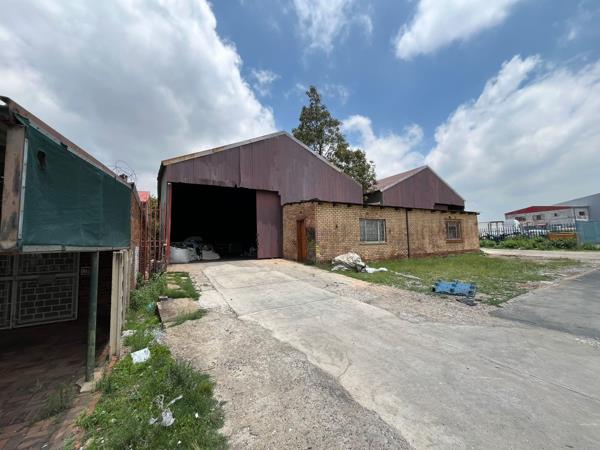 1 000  m² Industrial space