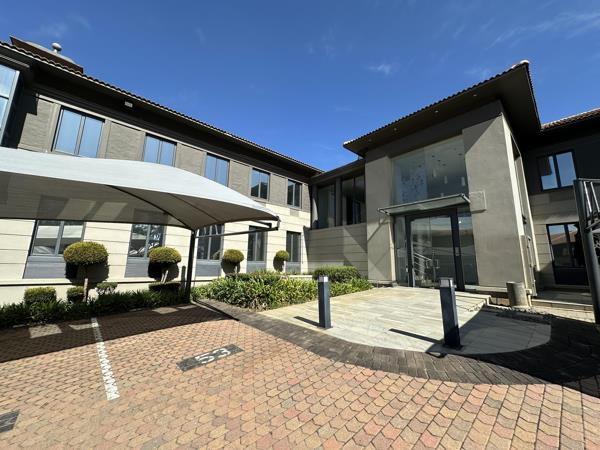 948  m² Commercial space