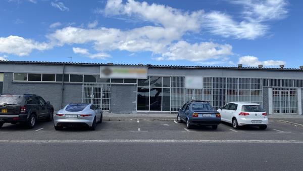 120  m² Retail Space