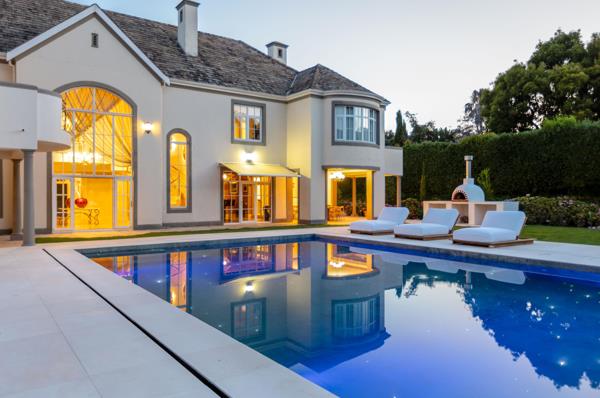 5 Bedroom House