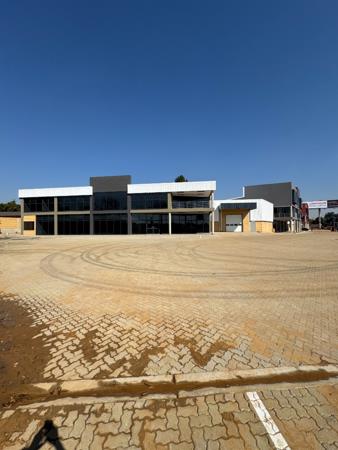 1 598  m² Commercial space