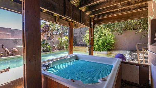 511  m² Commercial space