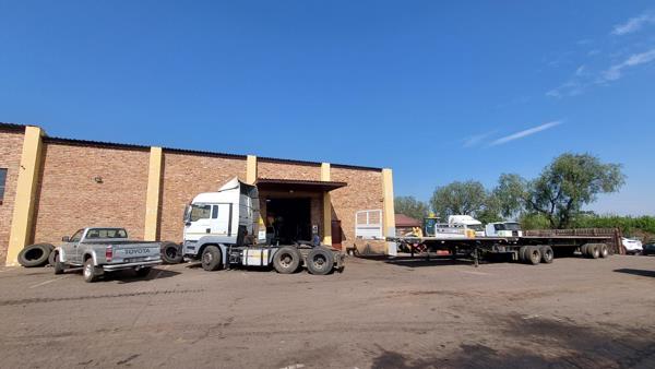 185  m² Industrial space