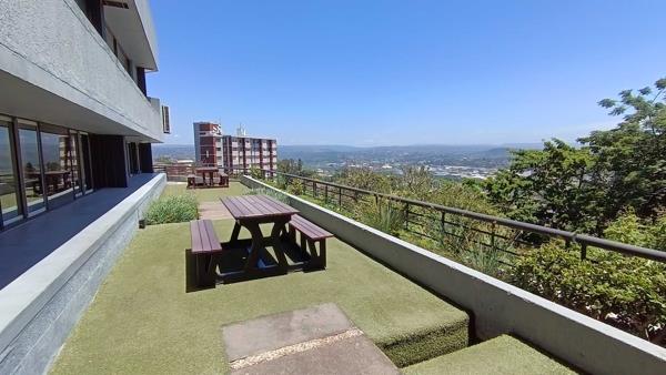 612 m² Office Space