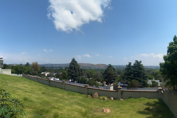 1 770 m² Land