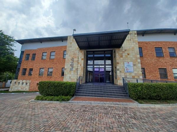 90  m² Commercial space