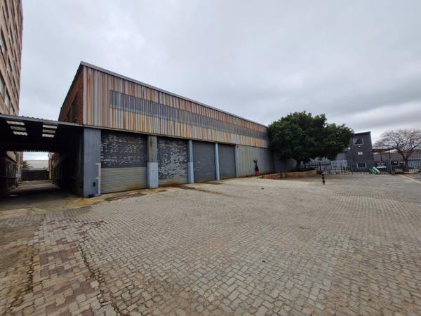 2 722  m² Industrial space