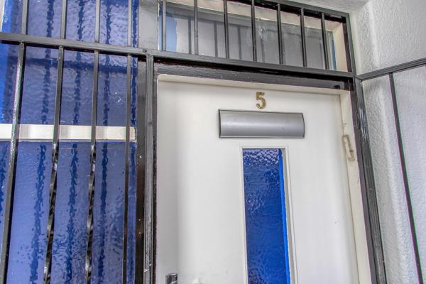 70  m² Commercial space