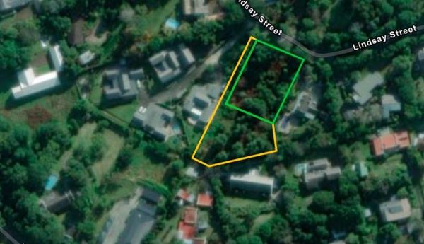 3 760 m² Land