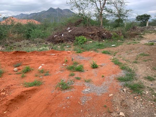 450 m² Land