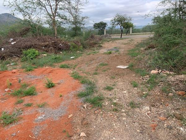 450 m² Land