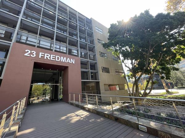 1 931  m² Commercial space