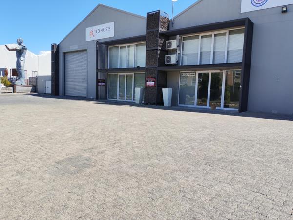 1 190  m² Industrial space