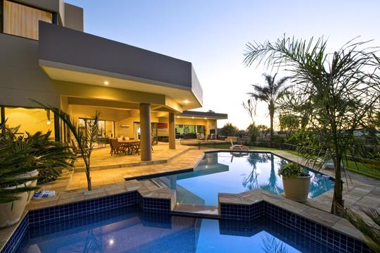 6 Bedroom House
