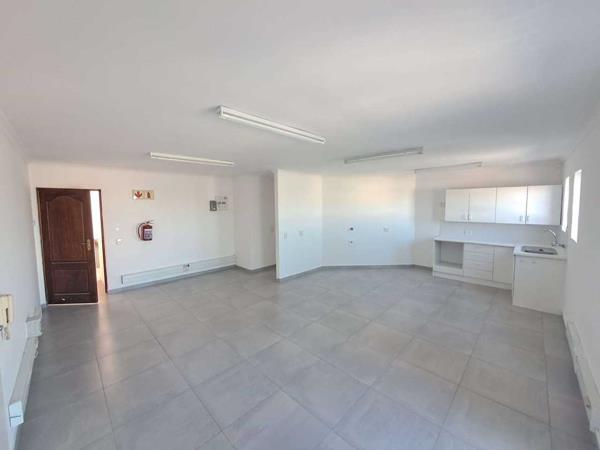 95  m² Office Space