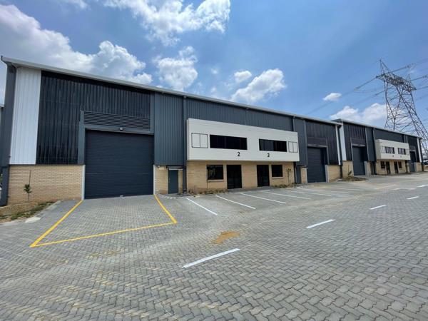 572  m² Industrial space