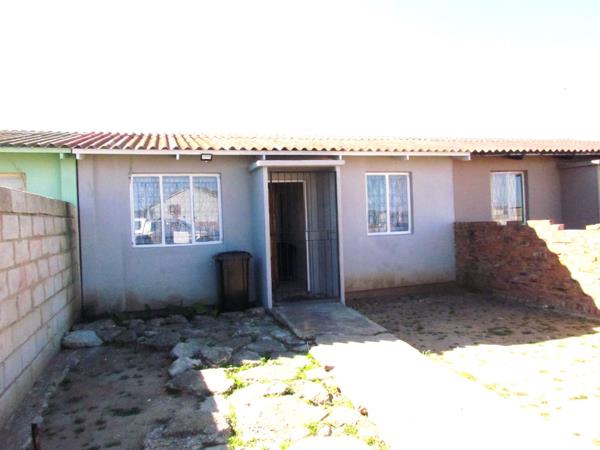 2 Bedroom House