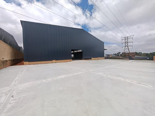 2 100  m² Industrial space