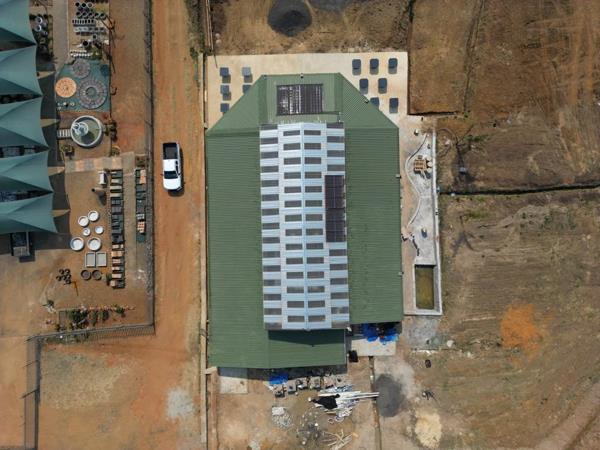 700  m² Commercial space