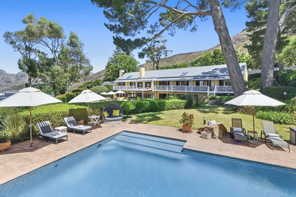 8 Bedroom House