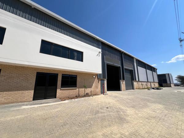 775  m² Industrial space