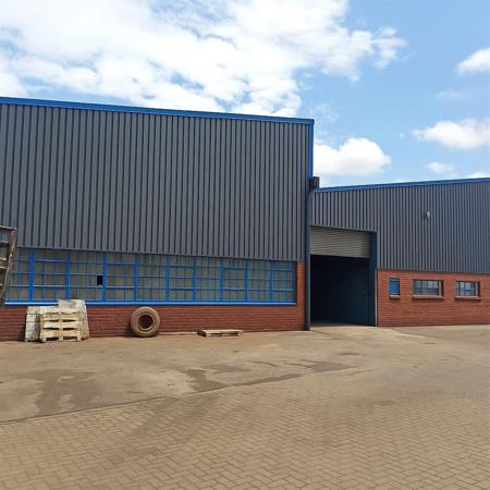 540  m² Industrial space