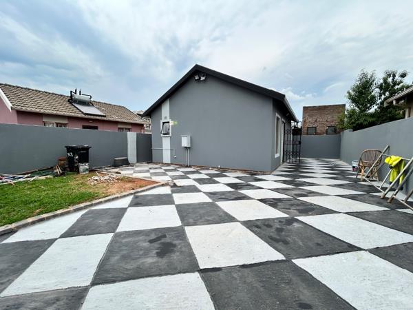 2 Bedroom House