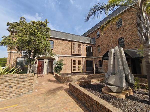 135  m² Commercial space