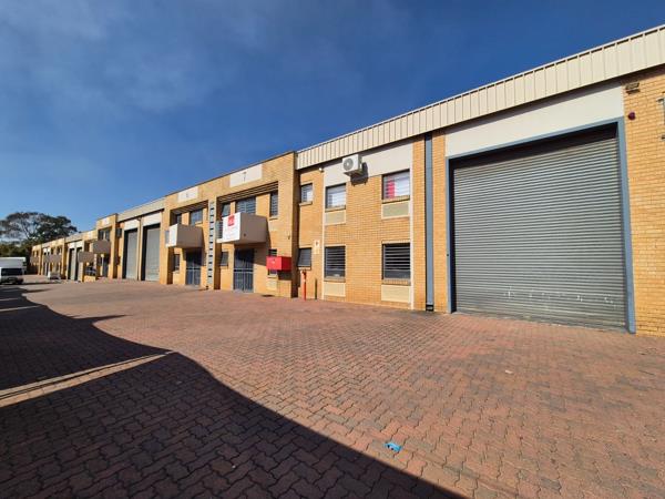 566  m² Industrial space