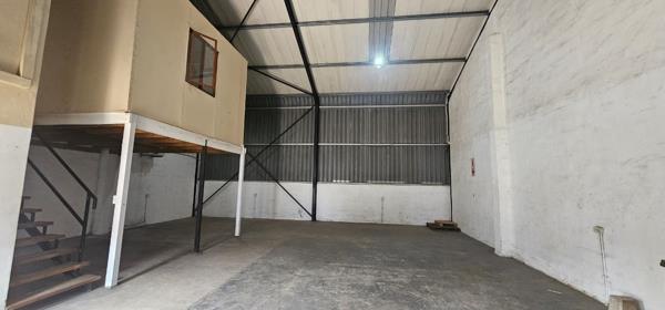 154  m² Commercial space
