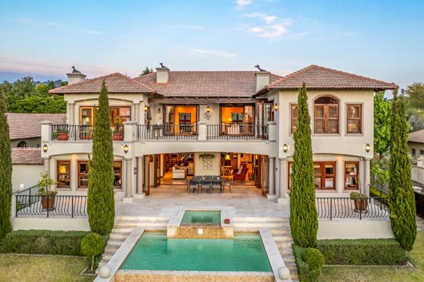 6 Bedroom House
