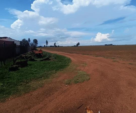 20.4 ha Farm with House