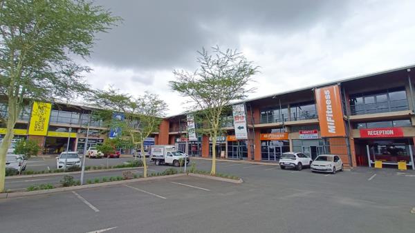 277  m² Commercial space