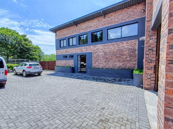 758  m² Industrial space