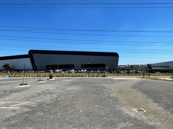 495  m² Industrial space