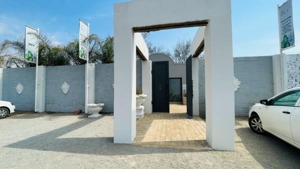 600  m² Office Space