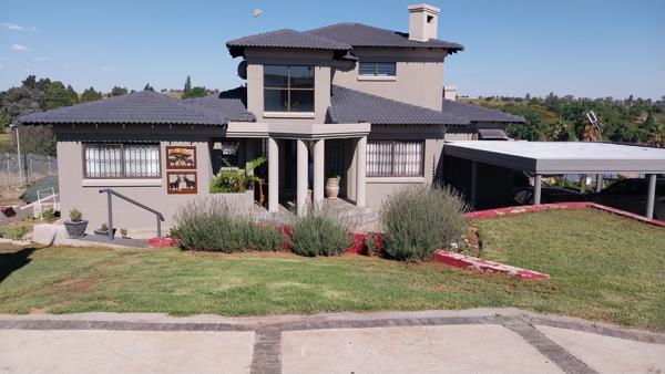 6 Bedroom House