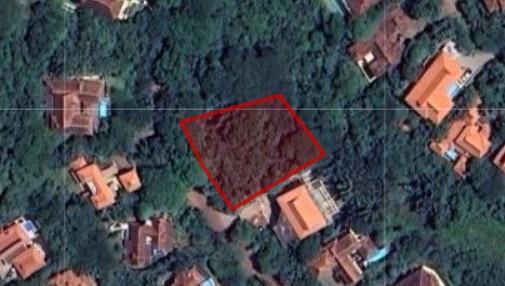 1 564 m² Land